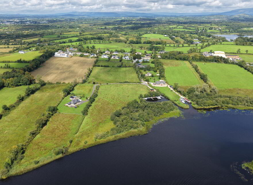 Jamestown, Carrick-On-Shannon, N41DX61