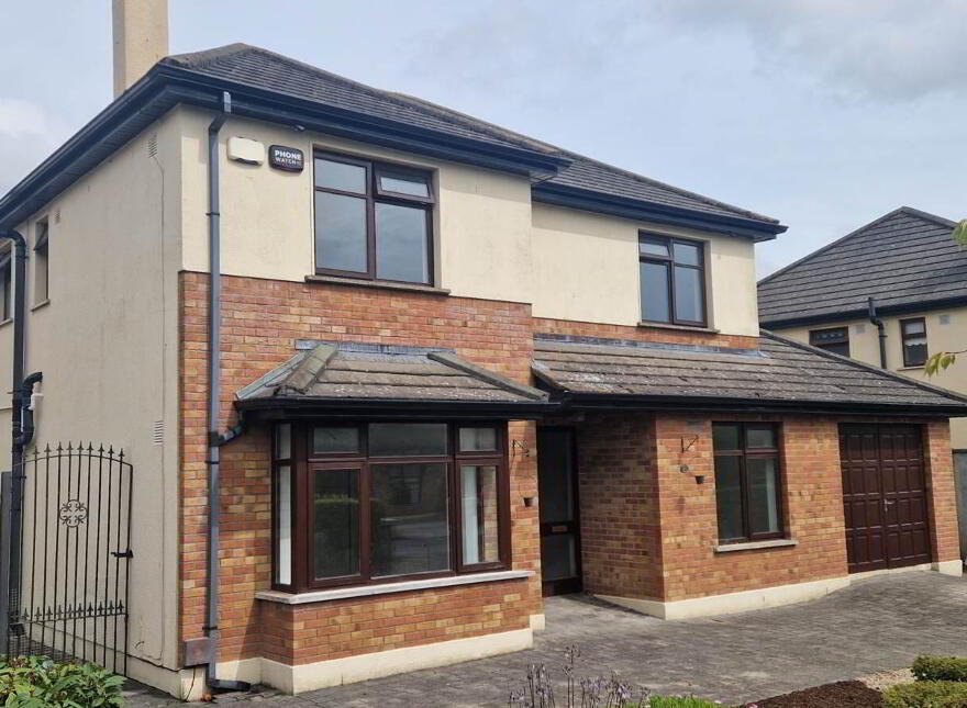 27 Bridgefield Manor, Athy, R14W540