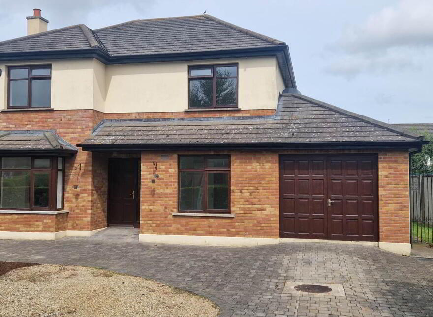 27 Bridgefield Manor, Athy, R14W540