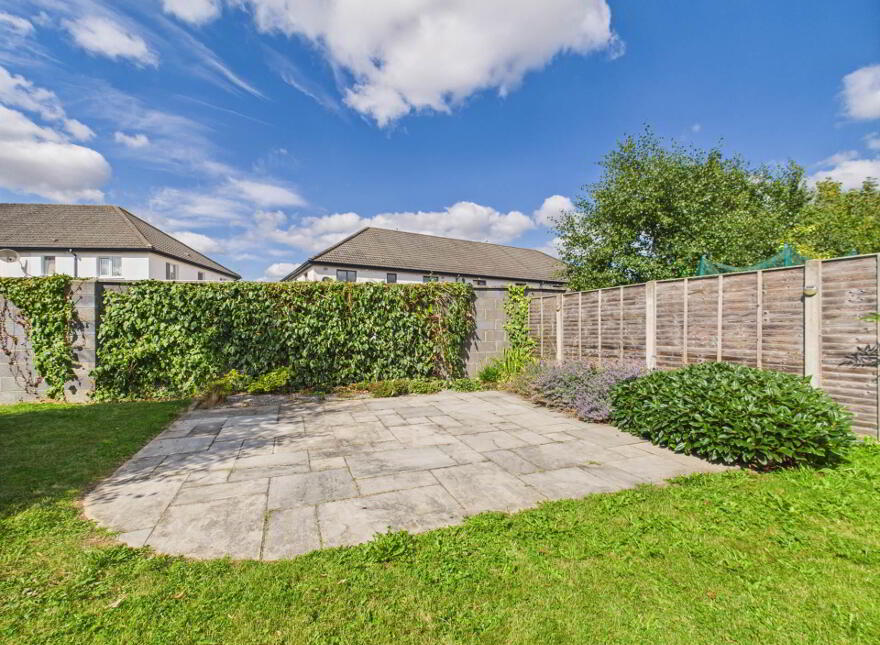 27 Bridgefield Manor, Athy, R14W540