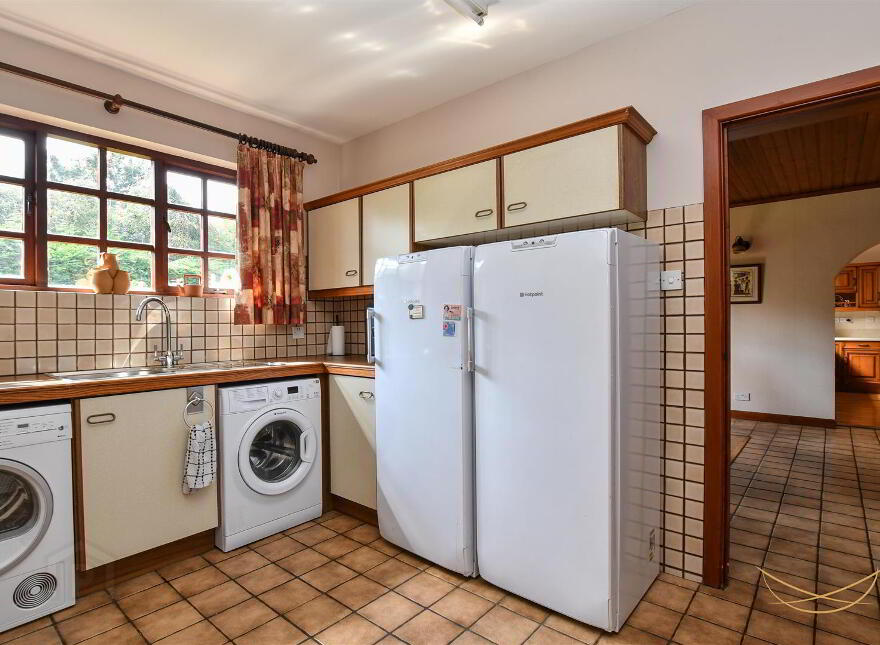 Fort Lodge, 30 Lisnalinchy Road, Ballyclare, BT39 9PA