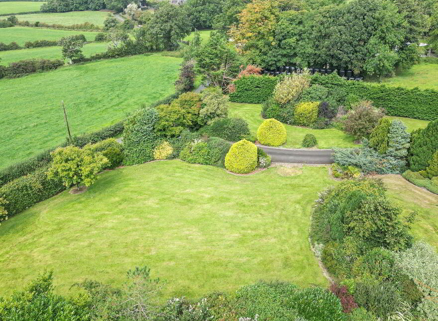 Fort Lodge, 30 Lisnalinchy Road, Ballyclare, BT39 9PA