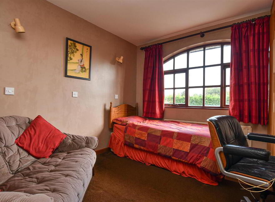 Fort Lodge, 30 Lisnalinchy Road, Ballyclare, BT39 9PA