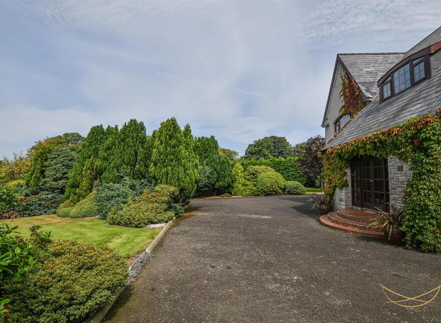 Fort Lodge, 30 Lisnalinchy Road, Ballyclare, BT39 9PA