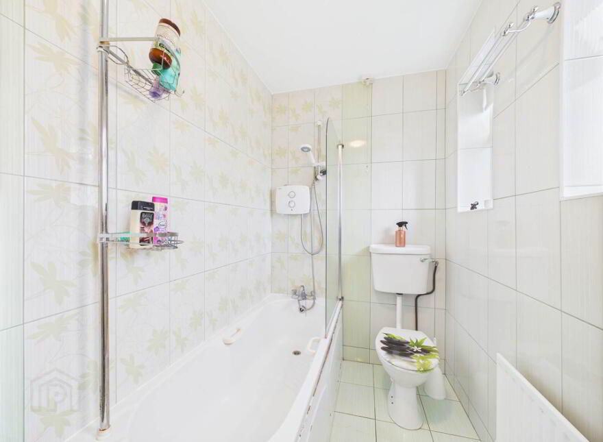 30 Saint Johns Terrace, Carrick-On-Suir, E32X235