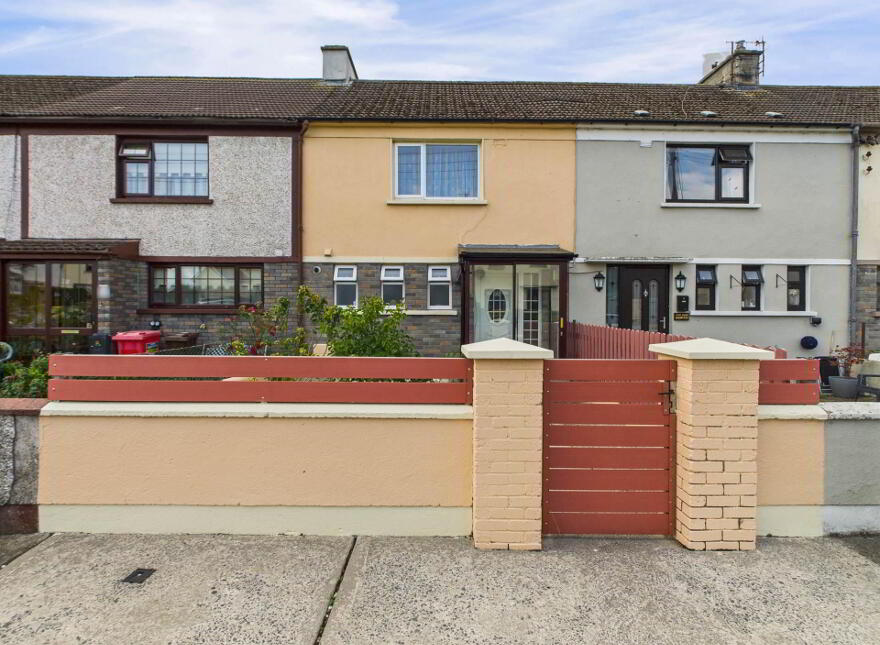 30 Saint Johns Terrace, Carrick-On-Suir, E32X235