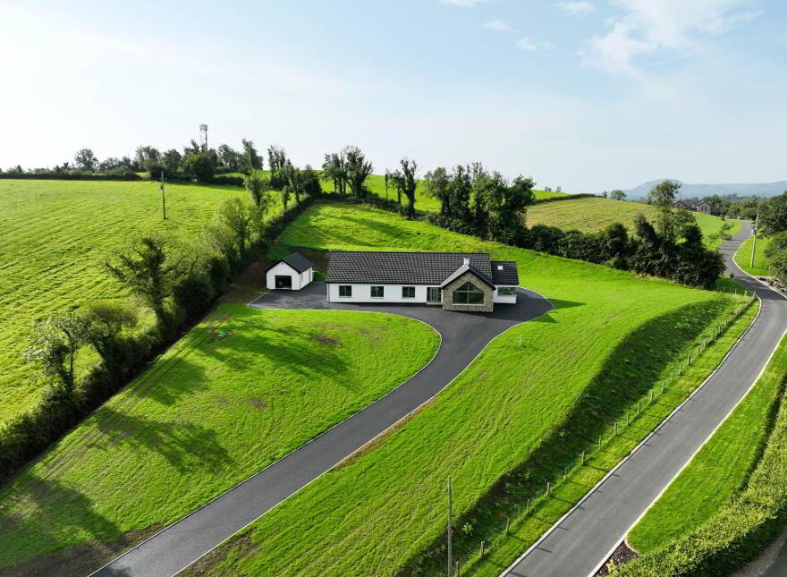 Oakfield Lodge, Oakfield Road, Oakfield, Enniskillen, BT92 2GJ