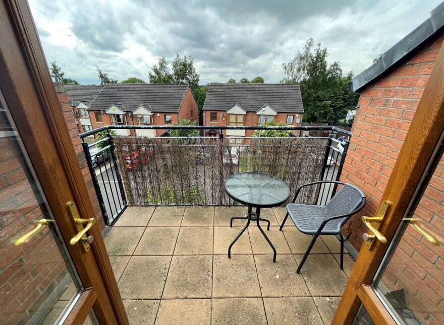 92 Redwood Grove, Dunmurry, BT17 9RN