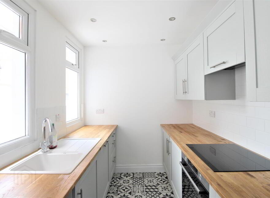 6 Clifton Crescent, Belfast, BT14 6LF