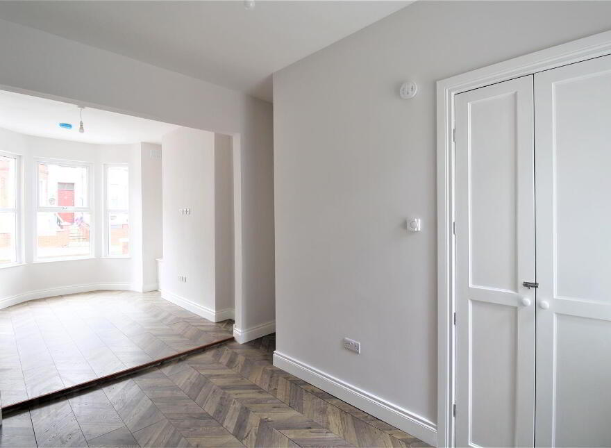 6 Clifton Crescent, Belfast, BT14 6LF