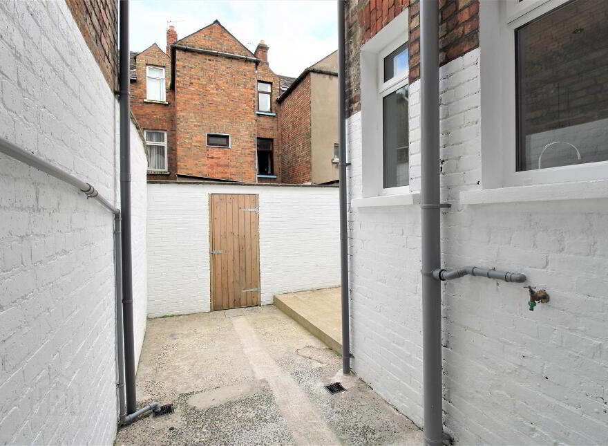 6 Clifton Crescent, Belfast, BT14 6LF