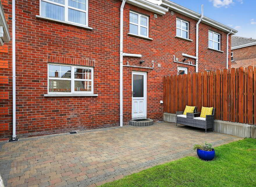 4 Windsor Hill, Waringstown, BT66 7FZ