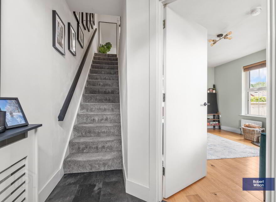 2 Demesne View, Moira, BT67 0WQ