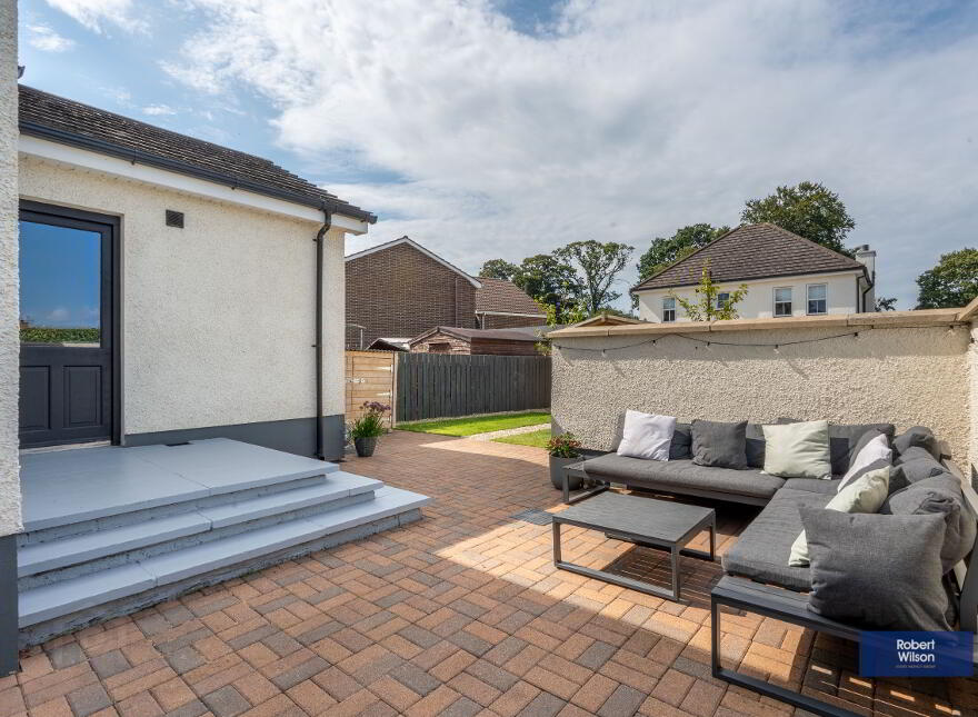 2 Demesne View, Moira, BT67 0WQ