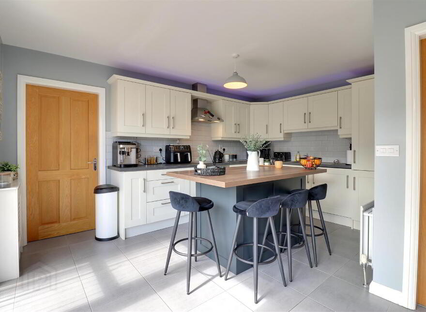 46 St. Andrews Drive, Ballyhalbert, Newtownards, BT22 1TL