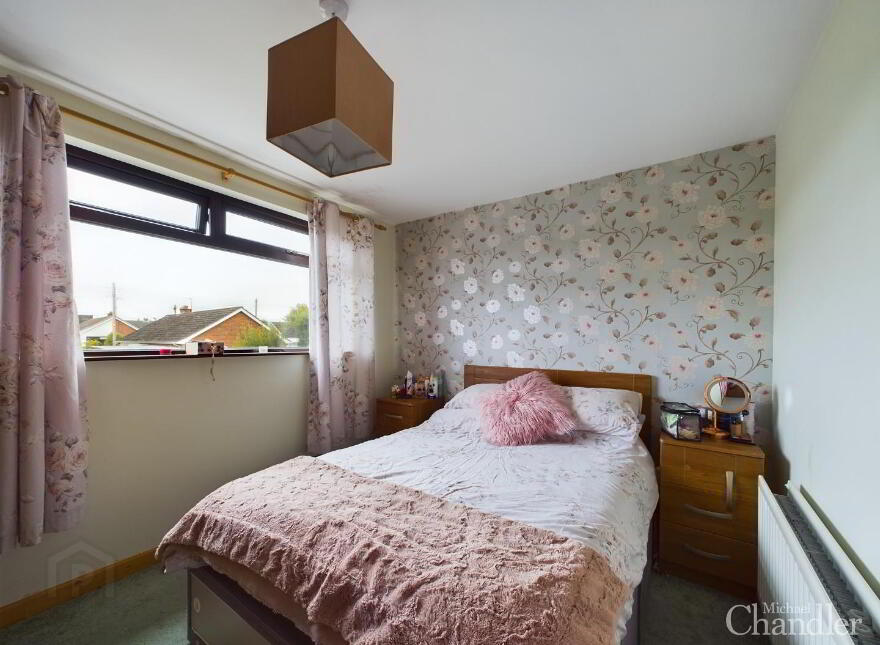 45 Lough Moss Park, Carryduff, BT8 8PD