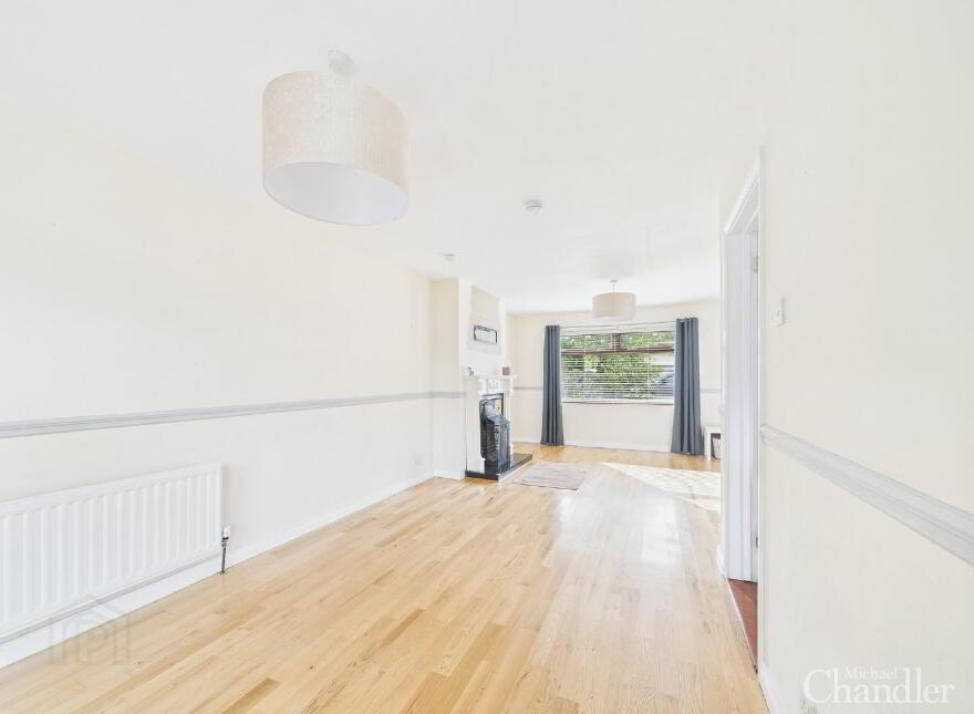 45 Lough Moss Park, Carryduff, BT8 8PD