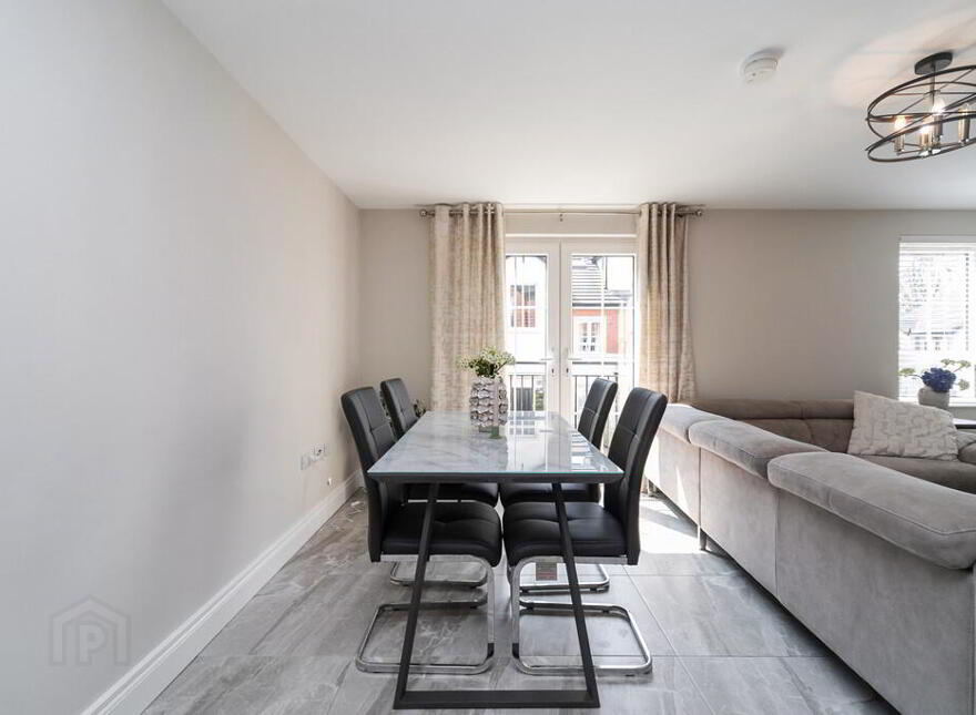 3 Ebrington Hall, 149 Upper Newtownards Road, Belfast, BT4 3HX