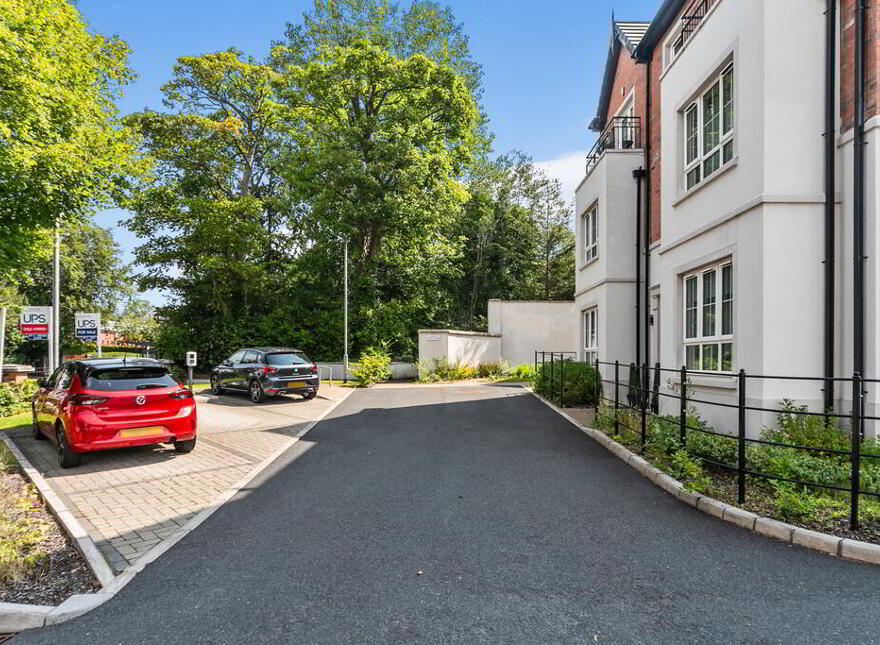 3 Ebrington Hall, 149 Upper Newtownards Road, Belfast, BT4 3HX
