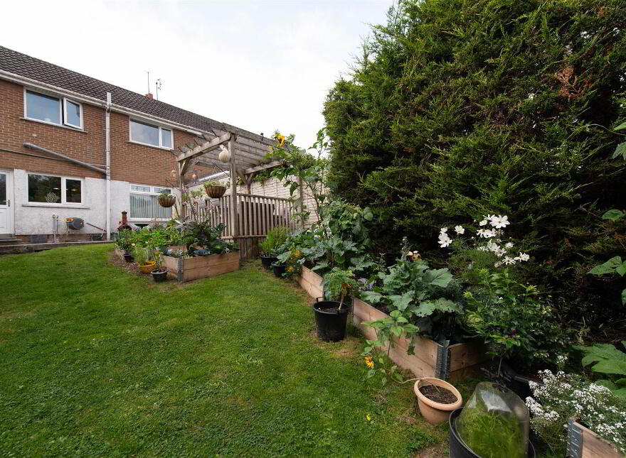 3 Moyra Close, Saintfield, BT24 7BQ