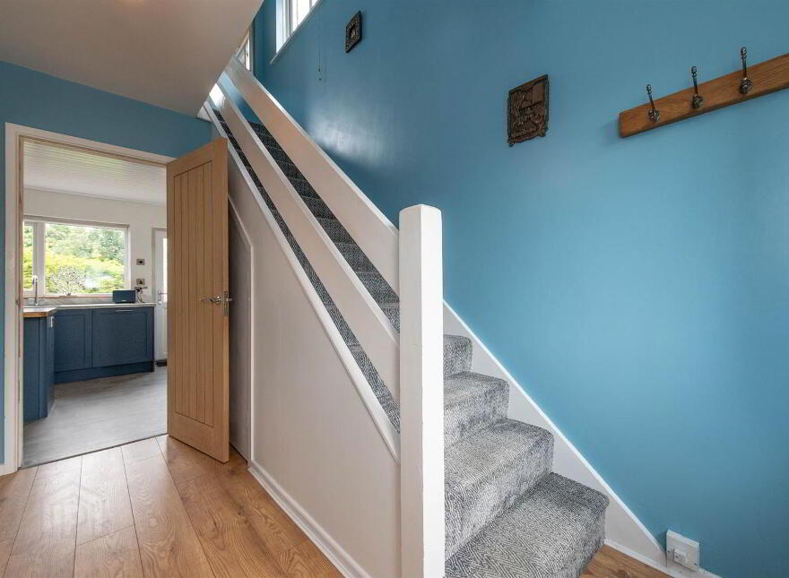 3 Moyra Close, Saintfield, BT24 7BQ