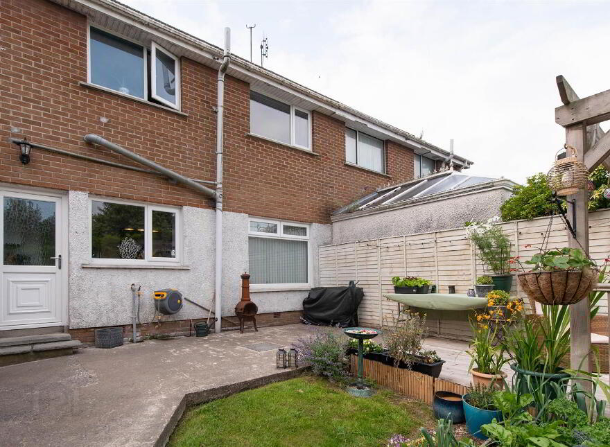 3 Moyra Close, Saintfield, BT24 7BQ