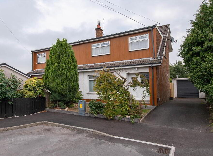 3 Moyra Close, Saintfield, BT24 7BQ