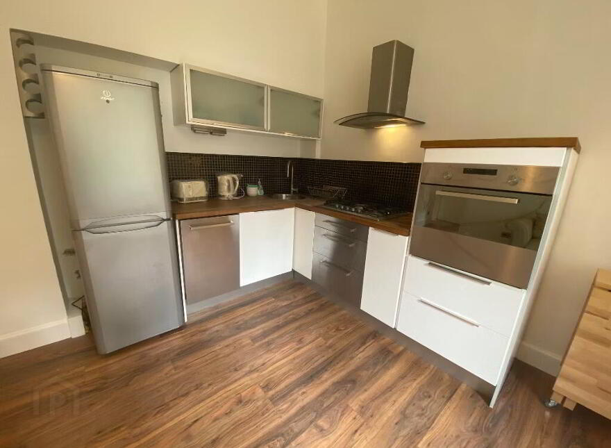 4 McNeil Street, Edinburgh, EH11 1JN