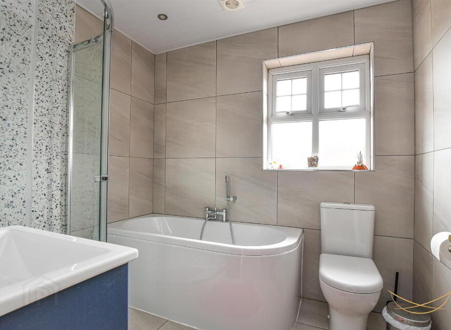 11 Glenross Park, Newtownabbey, BT36 5GN