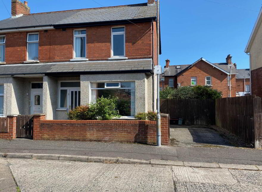 9 Devon Parade, Sydenham, Belfast, BT4 1LT