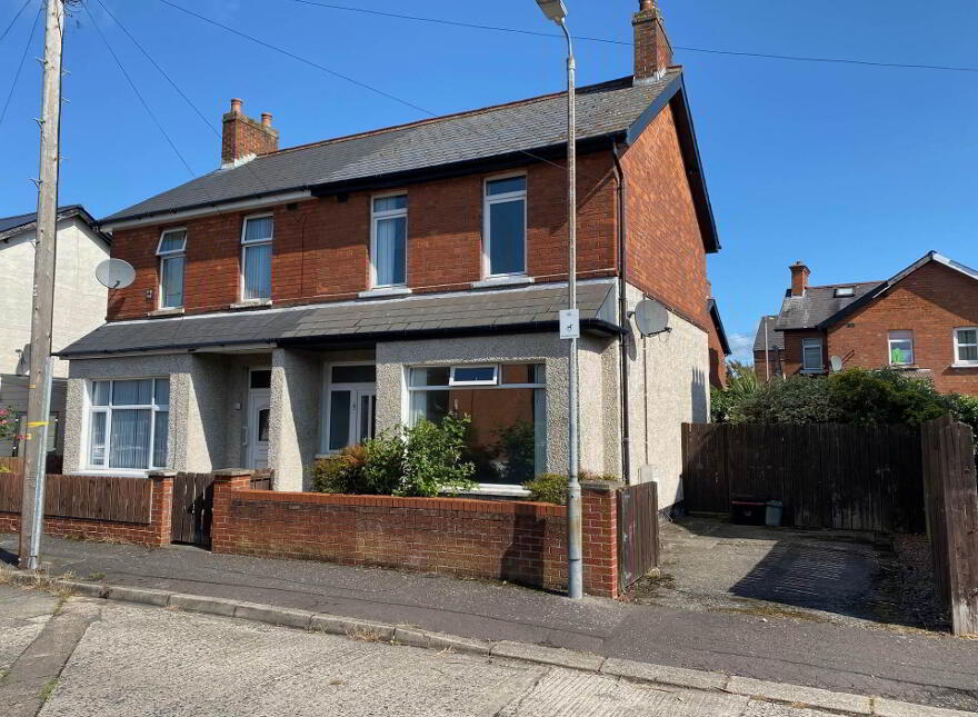 9 Devon Parade, Sydenham, Belfast, BT4 1LT