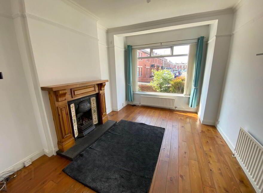 9 Devon Parade, Sydenham, Belfast, BT4 1LT
