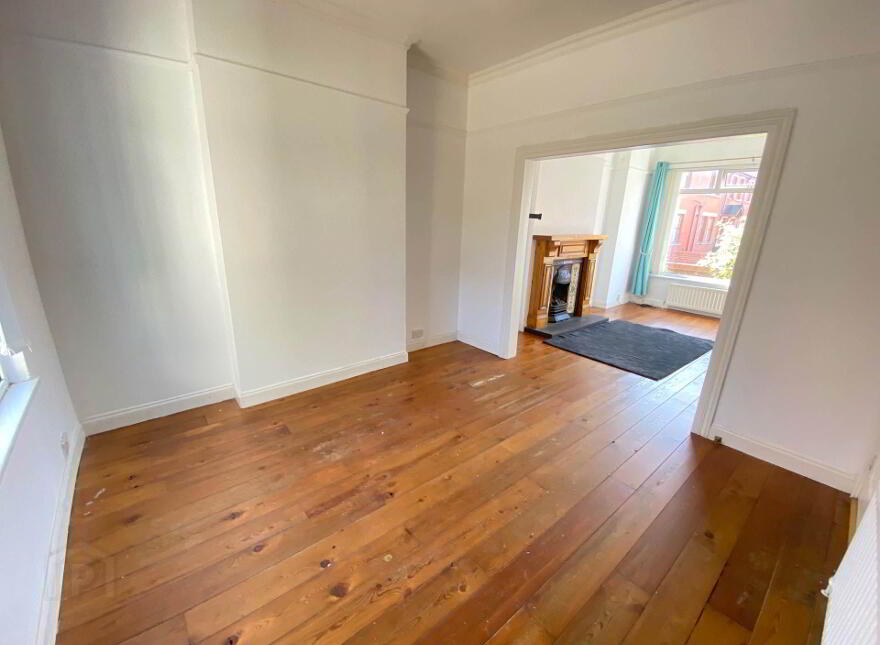 9 Devon Parade, Sydenham, Belfast, BT4 1LT