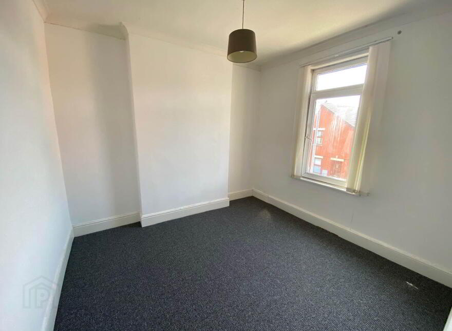 9 Devon Parade, Sydenham, Belfast, BT4 1LT