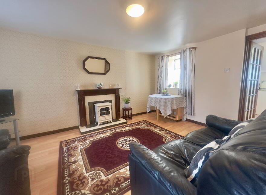 Pump Street, Carrigans, P93PF34