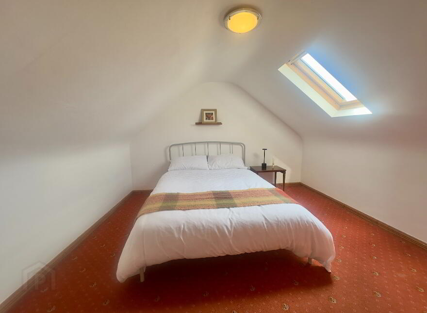 Pump Street, Carrigans, P93PF34