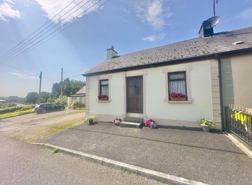 Pump Street, Carrigans, P93PF34