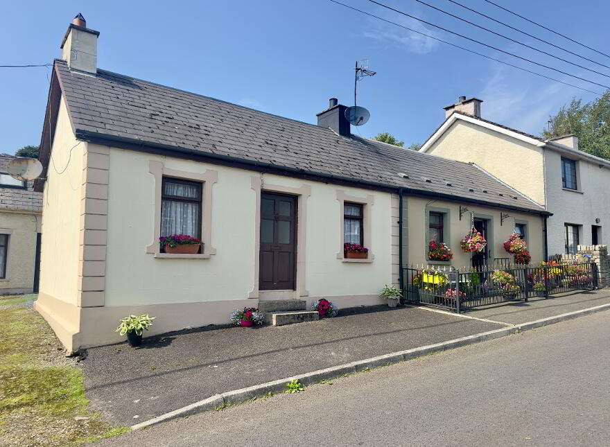 Pump Street, Carrigans, P93PF34 photo