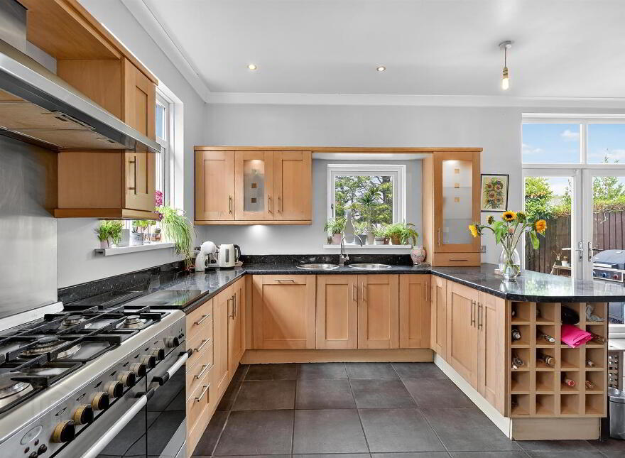65 Diamond Gardens, Belfast, BT10 0HE