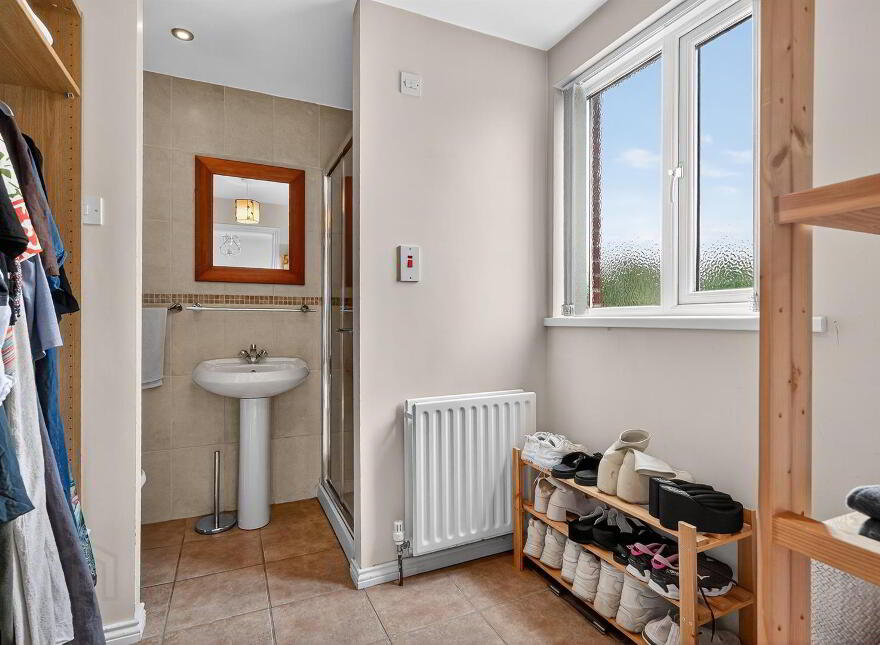 65 Diamond Gardens, Belfast, BT10 0HE