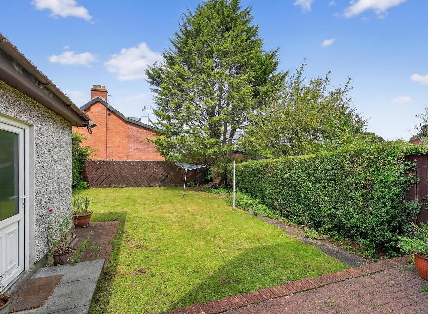 65 Diamond Gardens, Belfast, BT10 0HE