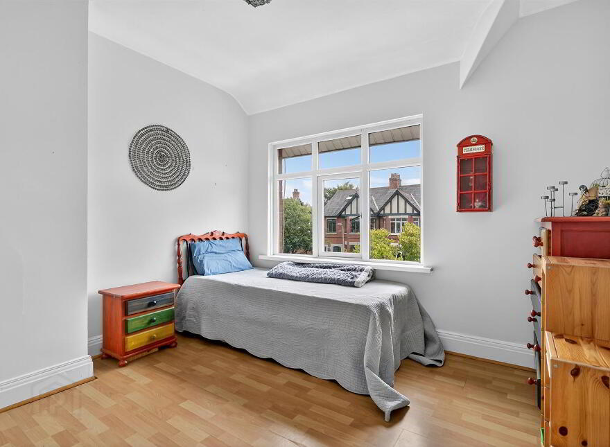 65 Diamond Gardens, Belfast, BT10 0HE