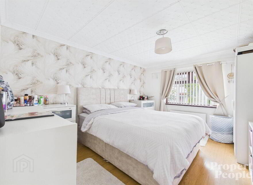 3 New Barnsley Green, Belfast, BT12 7HS
