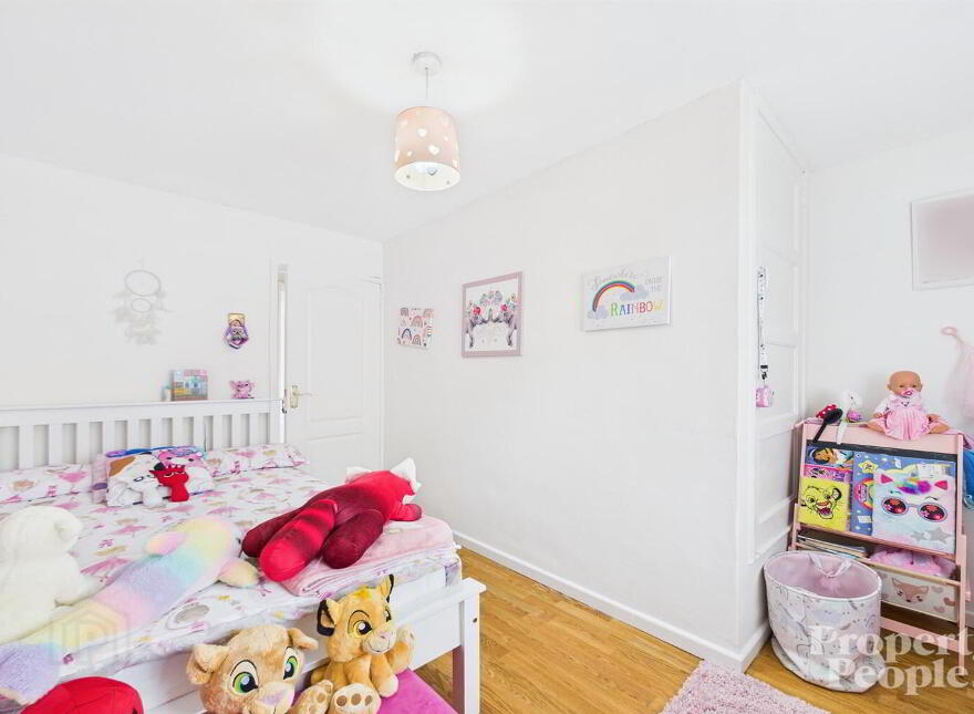 3 New Barnsley Green, Belfast, BT12 7HS