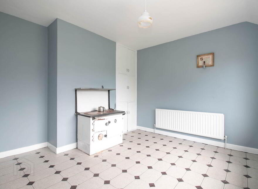 Rosduff, Aughnacliffe, N39E122