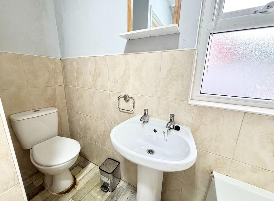 1 Clarence Street, Ballymena, BT43 5DP