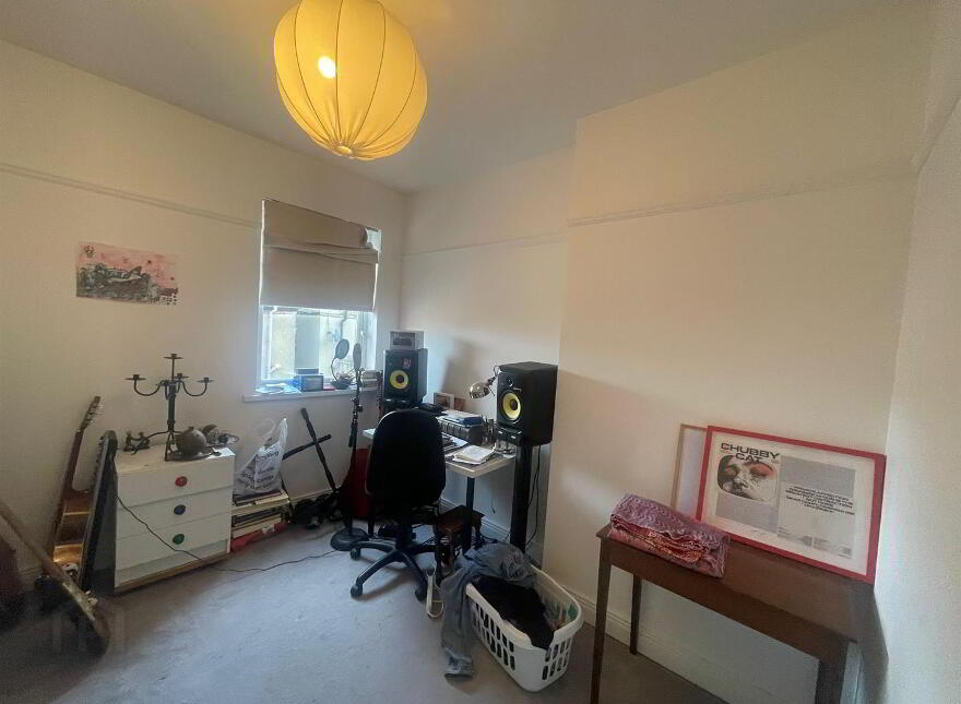 92 Downshire Road, Holywood, BT18 9LY
