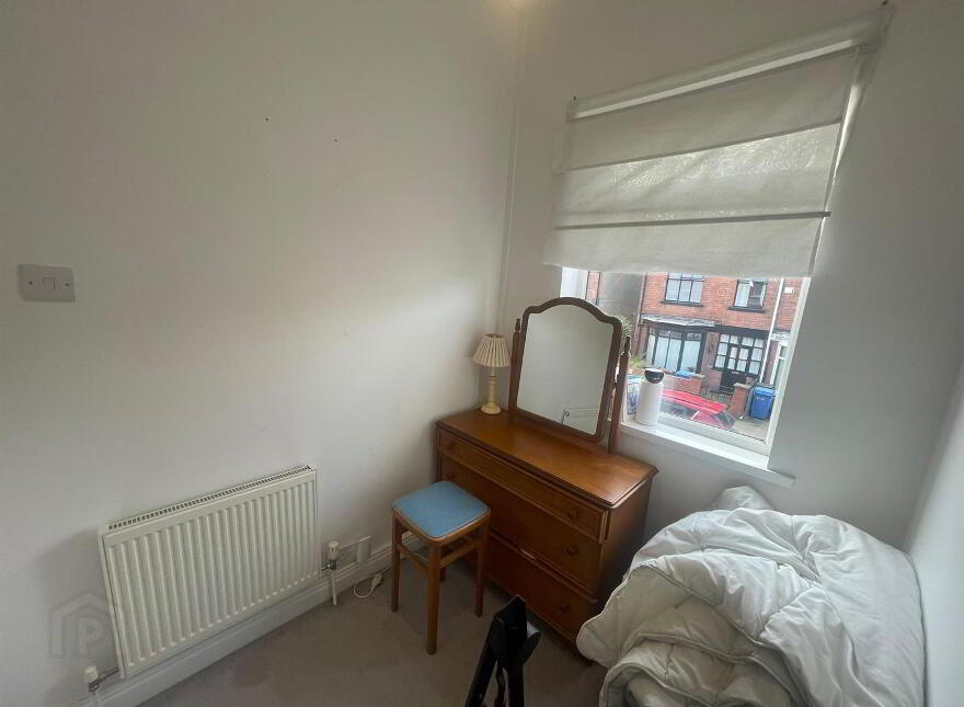 92 Downshire Road, Holywood, BT18 9LY