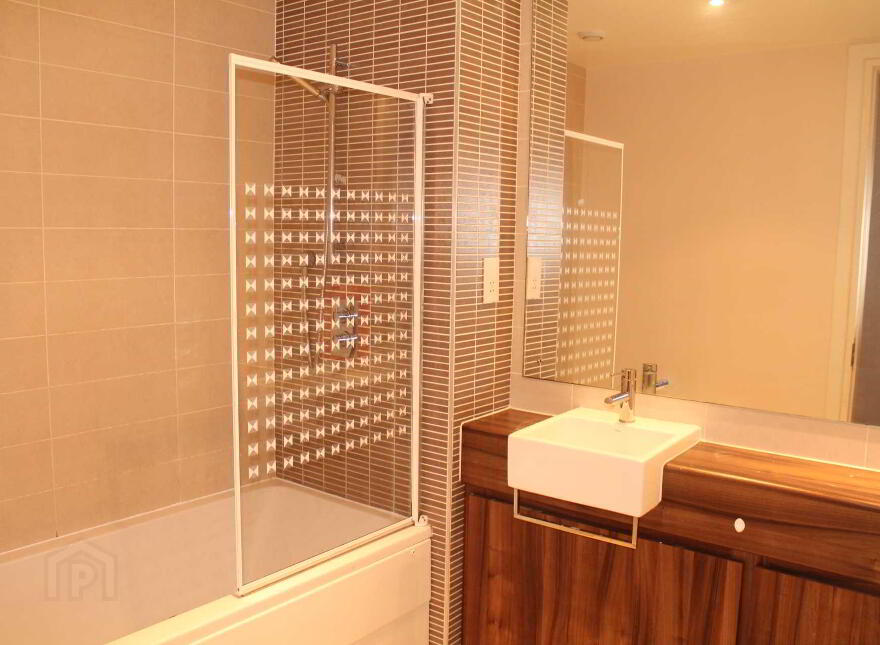 6 04 The Arc, Queens Road, Belfast, BT3 9FG