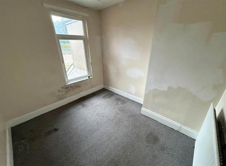 20 Oakmount Drive, Belfast, BT15 3RE